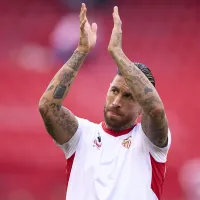 DT de Alexis Sánchez y Gabriel Suazo reacciona al bombazo de Sergio Ramos en Sevilla: “Son temas…”