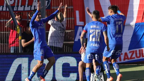 La U quiere sumar a un nuevo goleador tras la llegada de Eduardo Vargas.