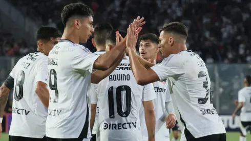 Salomón Rodríguez se va de Colo Colo y ya hay un 9 a la espera.