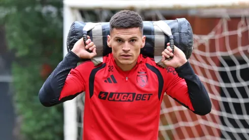 Lucas Cepeda podría partir al Alavés de España en estos días.