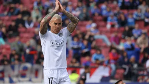 Eduardo Vargas reconoció que le dolió amargarle el 2025 a la U.