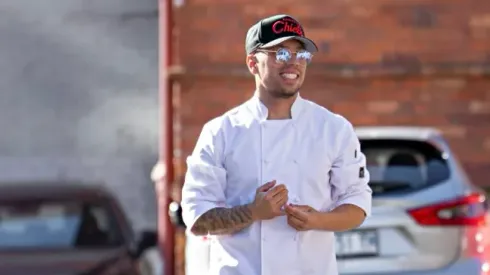 Este atacante convirtió casi 100 goles en el fútbol de Australia, donde comenzó su carrera gastronómica.