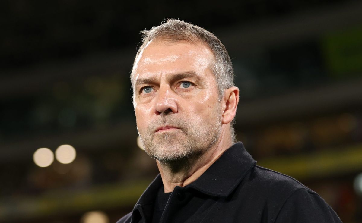 Vai sair! Após desentendimento, Flick decide negociar importante jogador do Barcelona