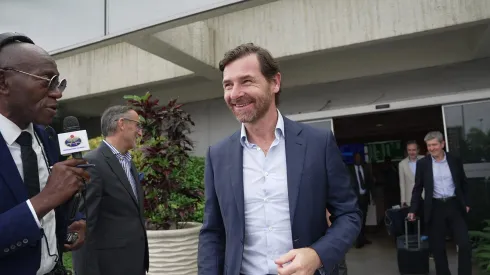 Villas-Boas já aterrou em Luanda. Foto: site FC Porto.