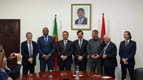 Comitiva do FC Porto esteve em Angola. Foto: Twitter FC Porto.