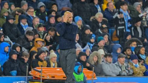 Pep Guardiola analisa mau momento do Manchester City. Foto: Imago