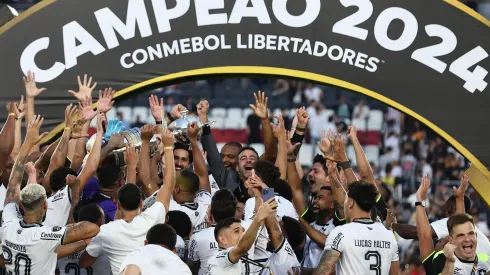 Botafogo de Bastos venceu a Libertadores. Foto: Imago.
