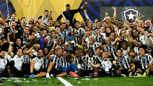 Bastos ganhou a Libertadores e o Brasileirão. Foto: Imago.