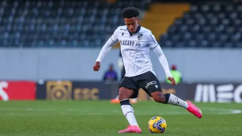 Nélson da Luz foi vendido. Foto: Site Vitória SC.