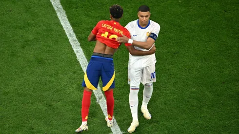 Kylian Mbappé e Lamine Yamal serão dois dos jogadores em foco no Real Madrid x Barcelona. Foto: Getty
