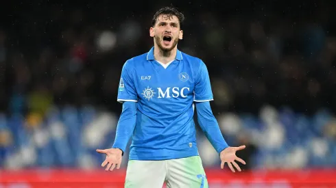 Khvicha Kvaratskhelia como jogador do Nápoles. Foto: Francesco Pecoraro/Getty Images