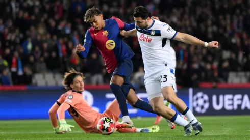 Lamine Yamal no Barcelona x Atalanta. Foto: David Ramos/Getty Images