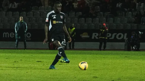 Beni Mukendi em vias de mudar-se para o Vitória SC. Foto: CPAC