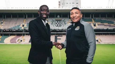 Lito Vidigal (no lado direito) é o novo treinador do Boavista e assinou contrato até ao final desta época. Foto: Boavista FC