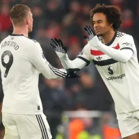 Jornal critica dupla de avançados do Manchester United: “120 milhões de euros atirados ao lixo”