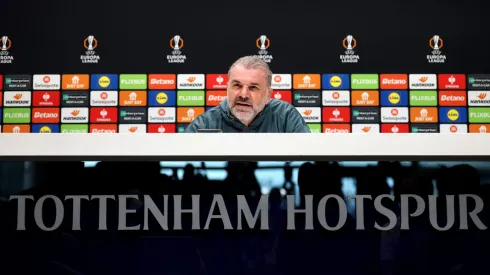 Ange Postecoglou fez a antevisão do Tottenham x AZ Alkmaar, em conferência de imprensa. Foto: Getty