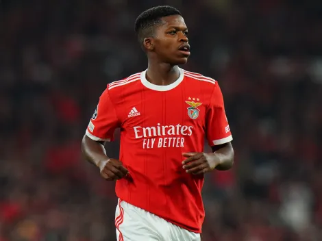 Juventus continua interessada em médio do Benfica, segundo jornal