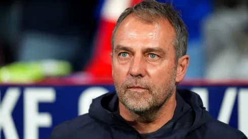 Hansi Flick, treinador do Barcelona, durante o jogo. Foto: Getty