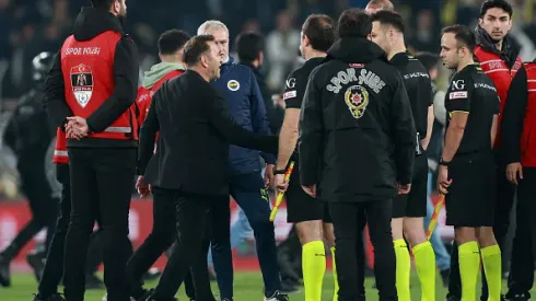 José Mourinho iniciou uma nova confusão após o clássico. Foto: Getty Images