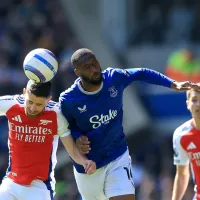 Arsenal empata em casa do Everton e pode ficar mais longe do Liverpool