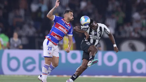 Bastos está a contas com um traumatismo no joelho esquerdo. Foto: Getty Images.