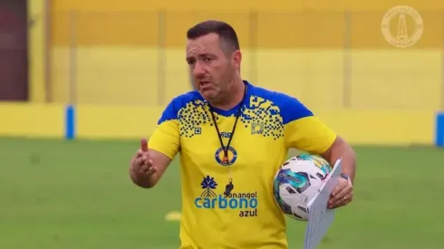 Ricardo Chéu, treinador português. Foto: Petro de Luanda