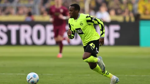 Jamie Gittens, de 20 anos, é o mais recente alvo do Chelsea para fortalecer o plantel.