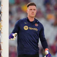 Barcelona coloca Ter Stegen, De Jong e mais cinco jogadores como disponíveis para transferências, avança jornal espanhol