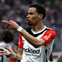 Manchester United aponta a Hugo Ekitike, do Eintracht Frankfurt, como alvo para o ataque, mas preço é elevado