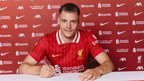Florian Wirtz apresentado no Liverpool. Foto: Liverpool FC