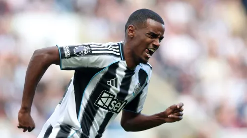 Alexander Isak, do Newcaslte, é alvo do Liverpool para o ataque. Foto: George Wood/Getty Images