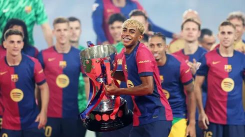 lamine Yamal é o novo camisola 10 do Barcelona. Foto: Florencia Tan Jun/Getty Images