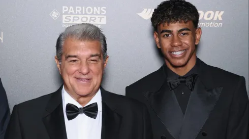 Joan Laporta e Lamine Yamal, respetivamente presidente e jogador do Barcelona. Foto: Getty