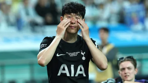 Son Heung-min despediu-se do Tottenham, lavado em lágrimas, no Estádio Nacional de Seul e não viajou com os 'spurs' para Londres.