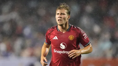 Rasmus Hojlund perto de reforçar o Milan por empréstimo. Foto: Patrick McDermott/Getty Images