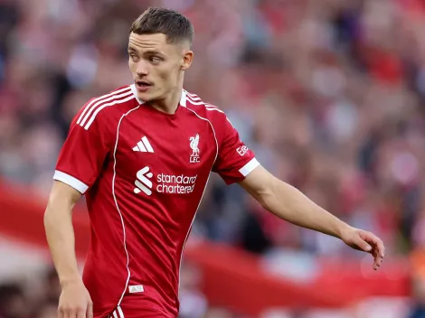 Premier League volta a bater recorde em compras