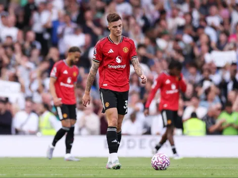 Gary Neville critica gestão de Benjamin Sesko no Manchester United