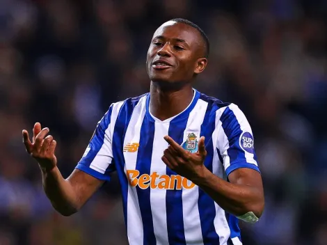 Tiago Djaló oficializado por três épocas no Besiktas