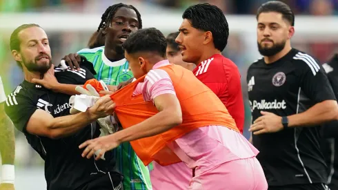 Os Seattle Sounders golearam o Inter Miami, mas Luis Suárez foi protagonista de uma confusão geral no fim do jogo. Foto: Getty