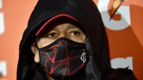 Defensa y Justicia v Flamengo - Copa CONMEBOL Libertadores 2021