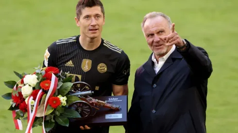 FC Bayern Muenchen v FC Augsburg - Bundesliga