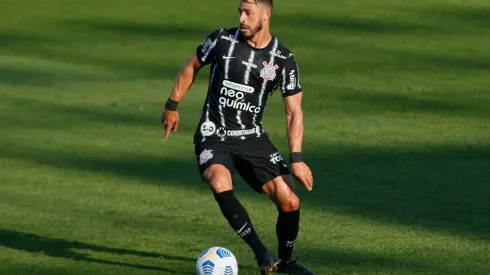 Santos v Corinthians - Brasileirao 2021