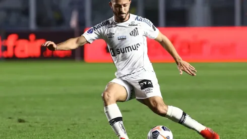 Santos v Independiente - Copa CONMEBOL Sudamericana 2021