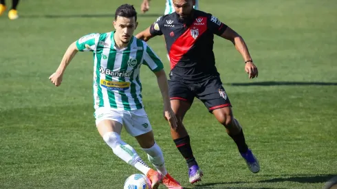 Guilherme Castilho, meio-campista do Juventude