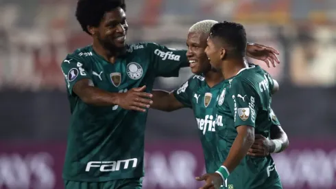 Universitario v Palmeiras - Copa CONMEBOL Libertadores 2021