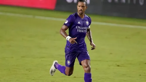 Nani foi ofericido ao Fluminense, que assustou com os valores para avançar na negociação (Foto: Mark Brown/Getty Images)