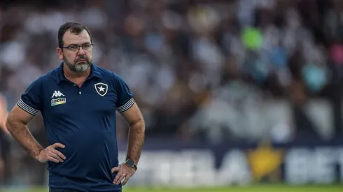 Enderson Moreira, técnico do Botafogo