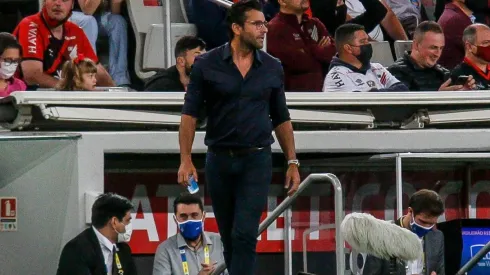 Valentim não terá Thiago Heleno e Nikão (Foto: Gabriel Machado/AGIF)