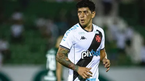 Cano pode ser o novo atacante do futebol árabe (Foto: Diogo Reis/AGIF)