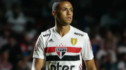Bruno Alves irá rescindir o contrato com o São Paulo (Foto: Marcello Zambrana/AGIF)